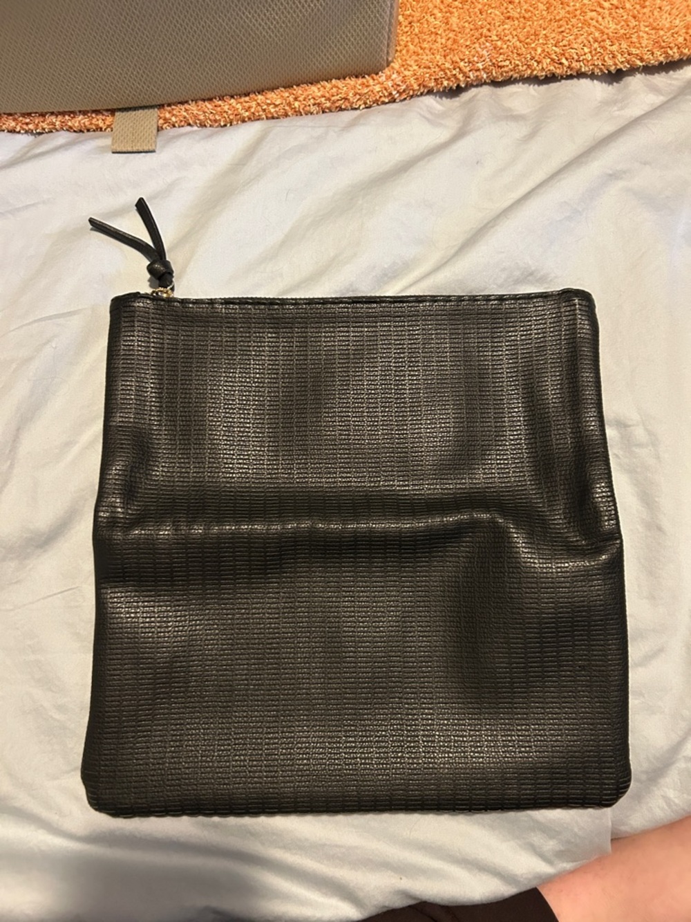 Black clutch